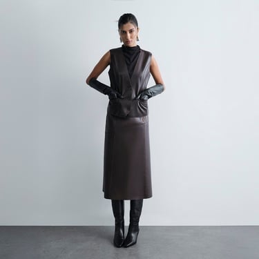  Kadın Koyu Kahve Deri Yelek