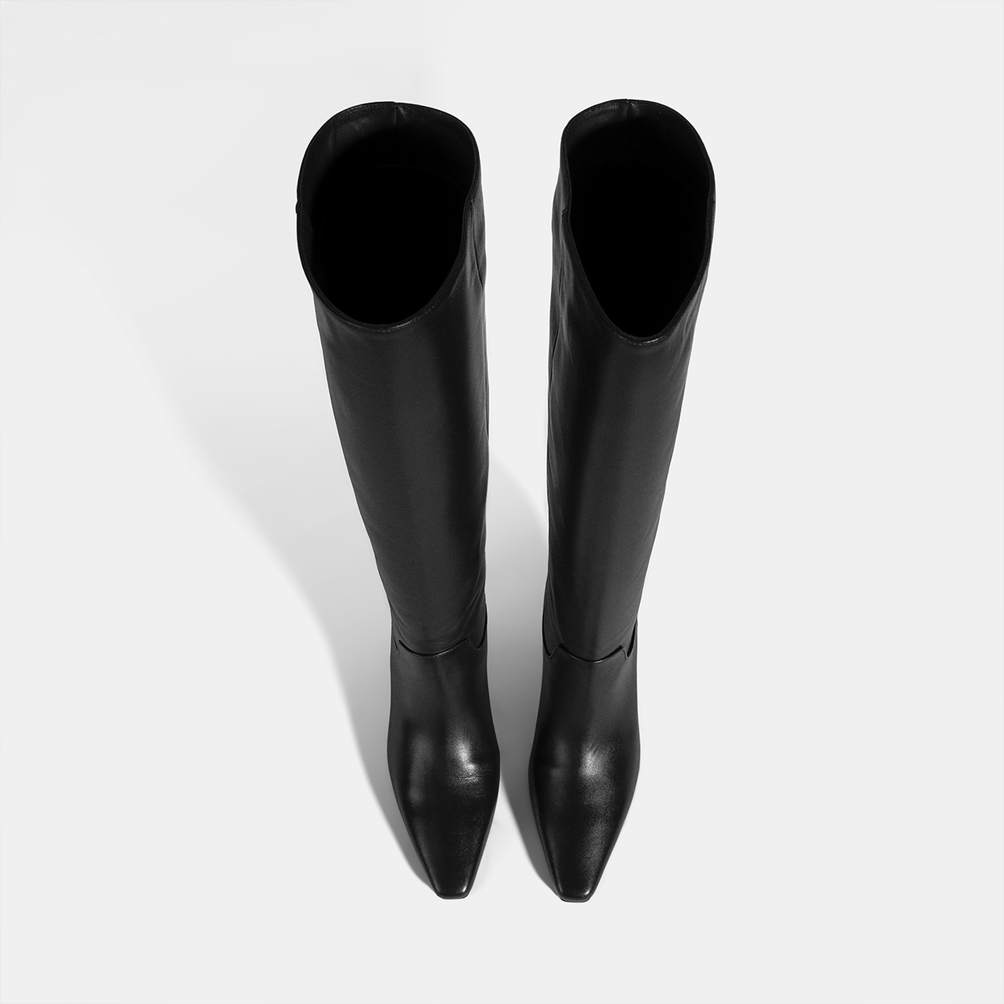 Kadın Siyah Topuklu Deri Çizme