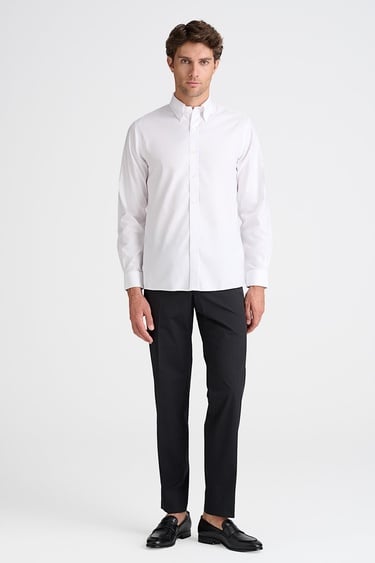  Erkek Beyaz Cooper Fit Non-Iron Düğmeli Yaka Spor Gömlek