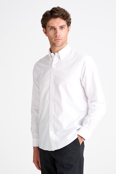  Erkek Beyaz Cooper Fit Non-Iron Düğmeli Yaka Spor Gömlek