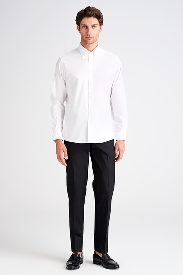  Erkek Beyaz Cooper Fit Düğmeli Yaka Spor Gömlek