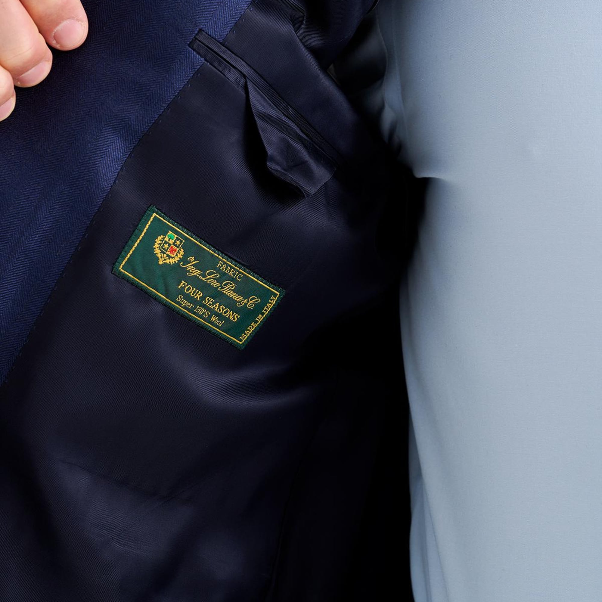 Erkek Lacivert Loro Piana Kumaşıyla Üretilmiş Yün İpek Keten Karışımlı Ceket