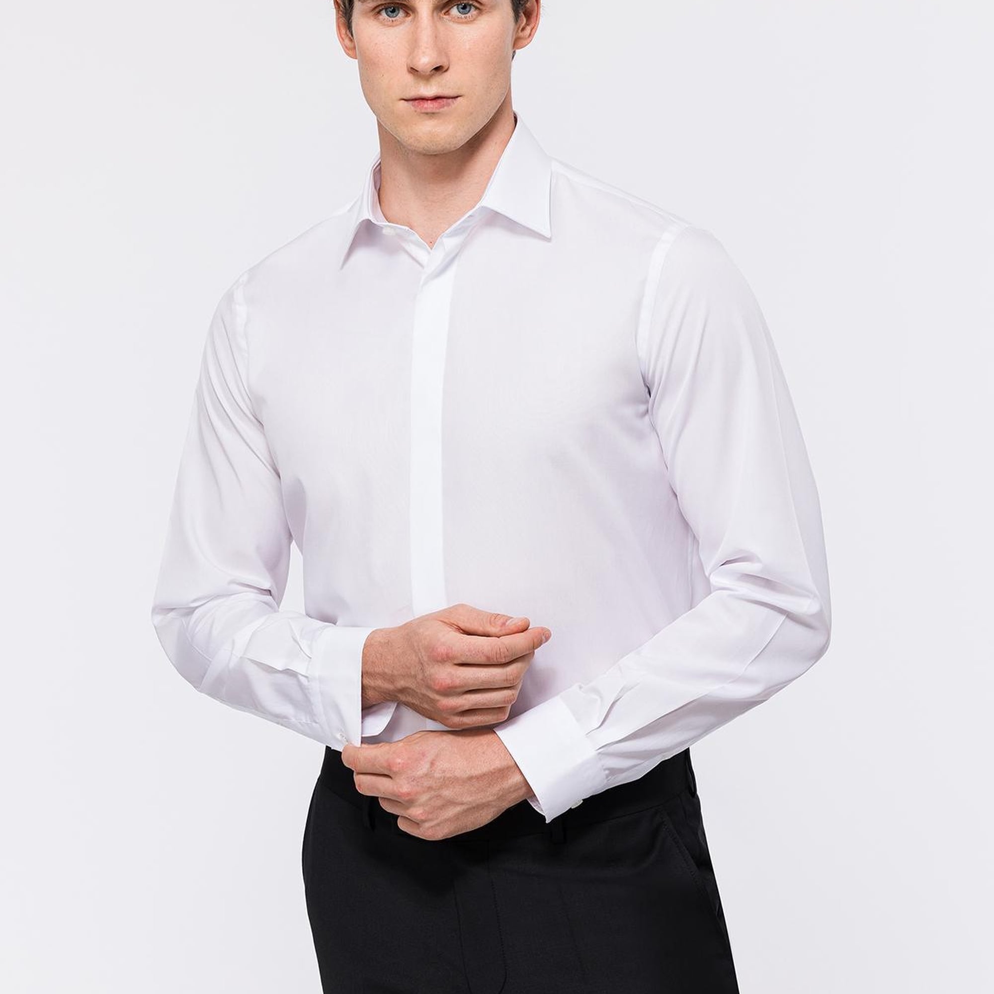 Erkek Beyaz Cooper Fit Kravat Yaka Gizli Patlı Smokin Gömleği