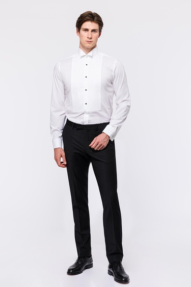  Erkek Beyaz Oliver Fit Ata Yaka Kol Düğmeli Metal Düğme Pilili Smokin Gömleği