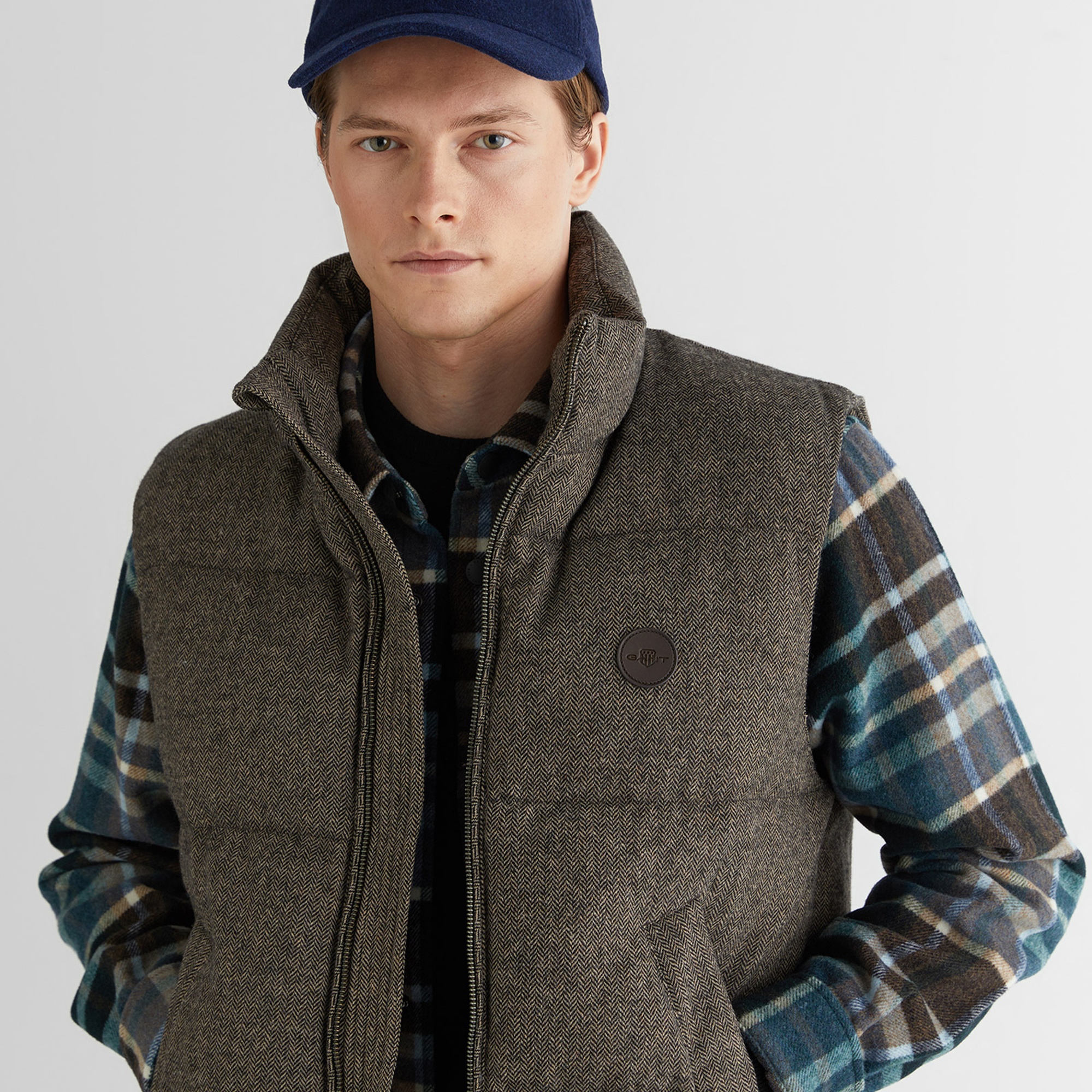 GANT Erkek Kahverengi Standart Fit  Yelek