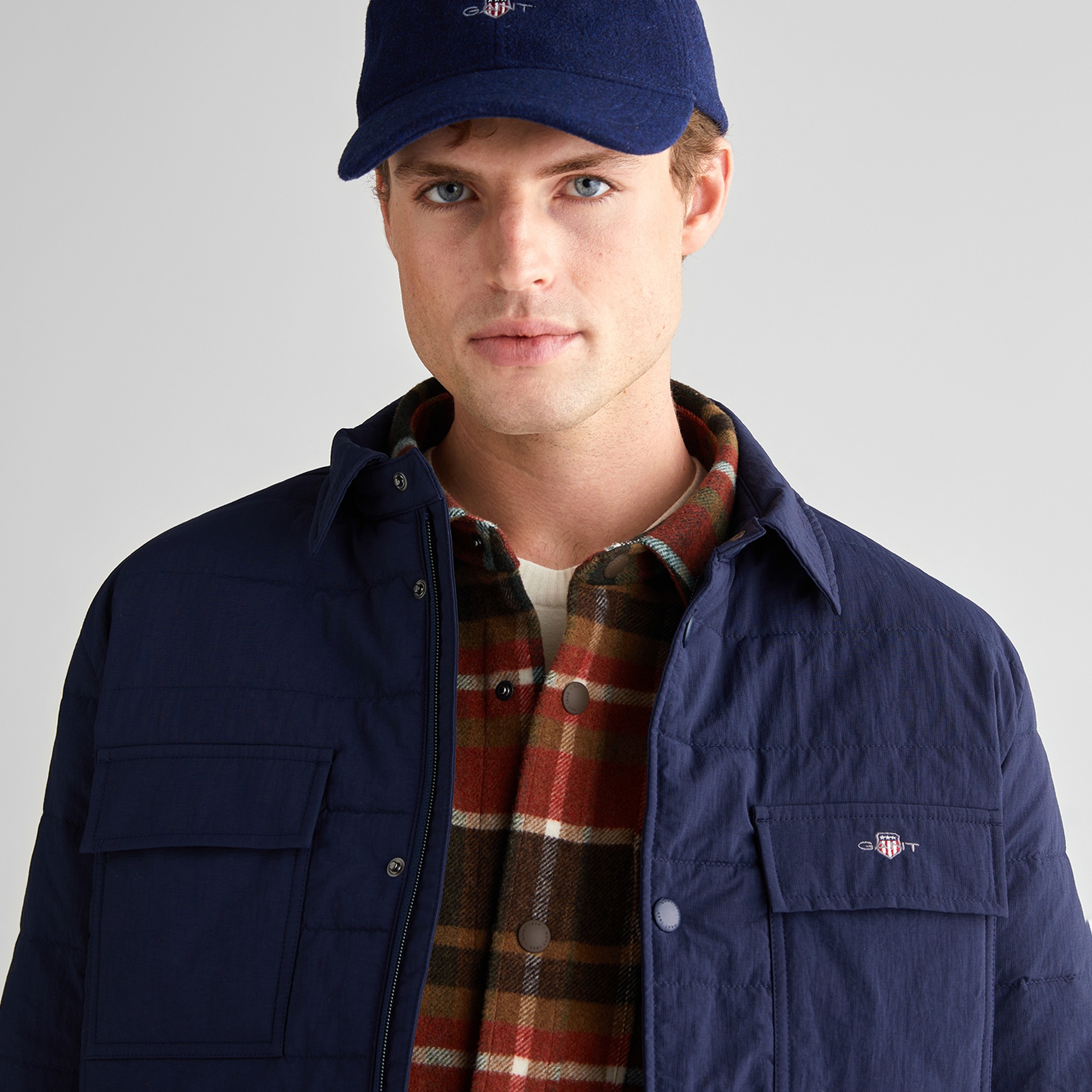 GANT Erkek Lacivert Standart Fit Mont