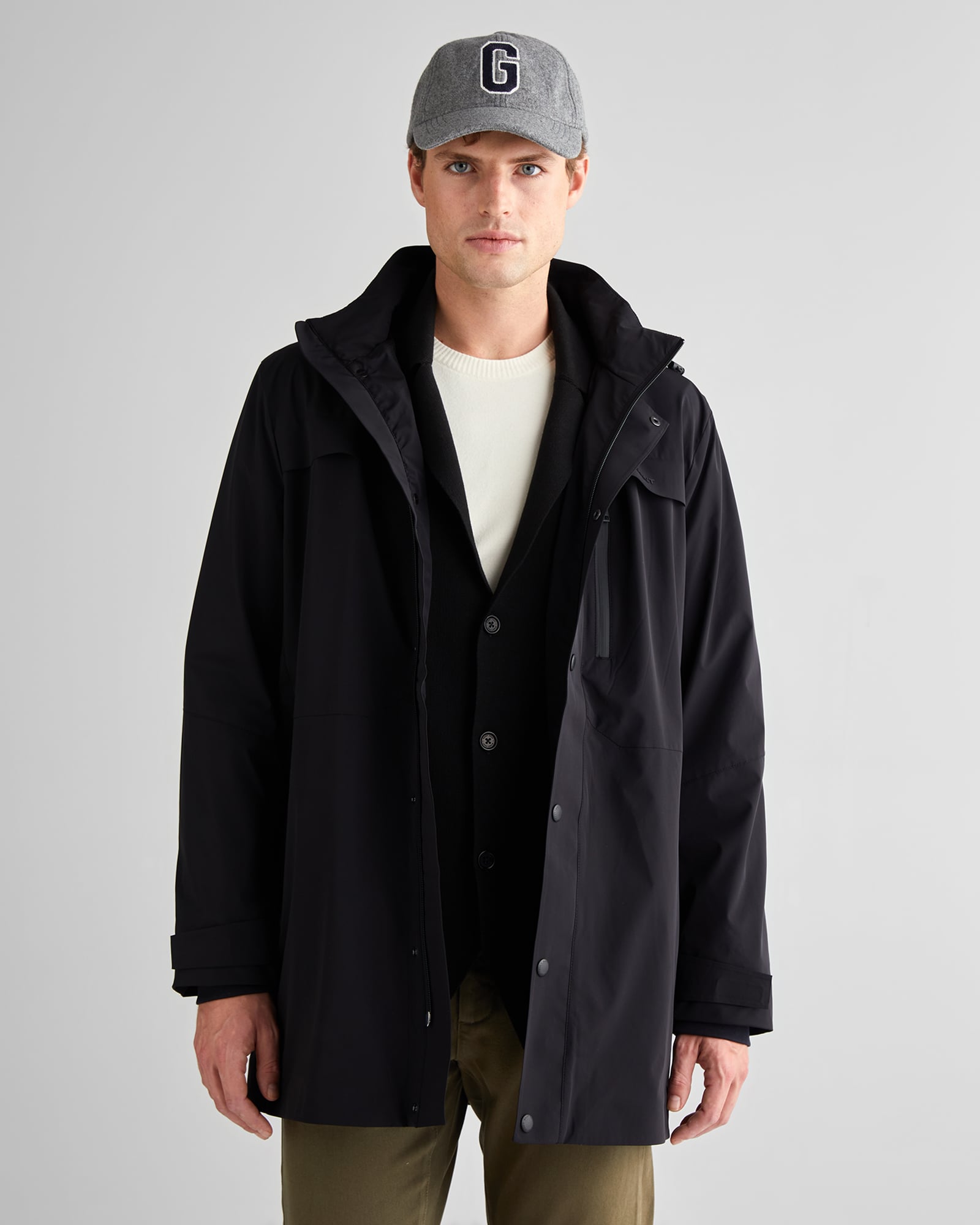  GANT Erkek Siyah Standart Fit Kapüşonlu Mont