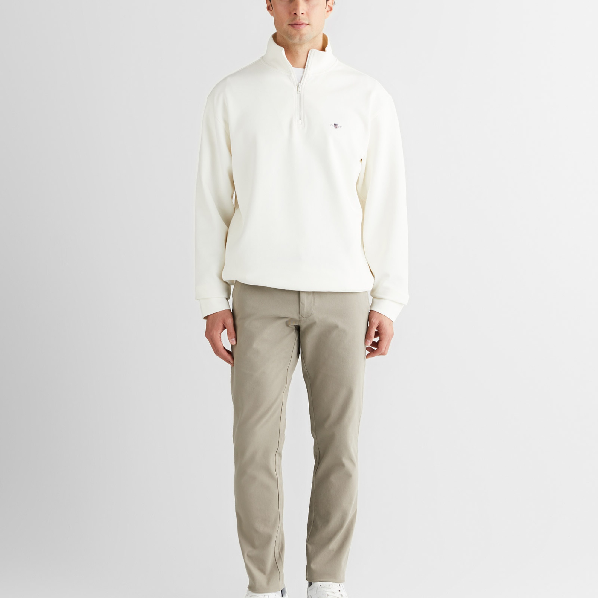 GANT Erkek Beyaz Relaxed Fit Yarım Fermuarlı Sweatshirt