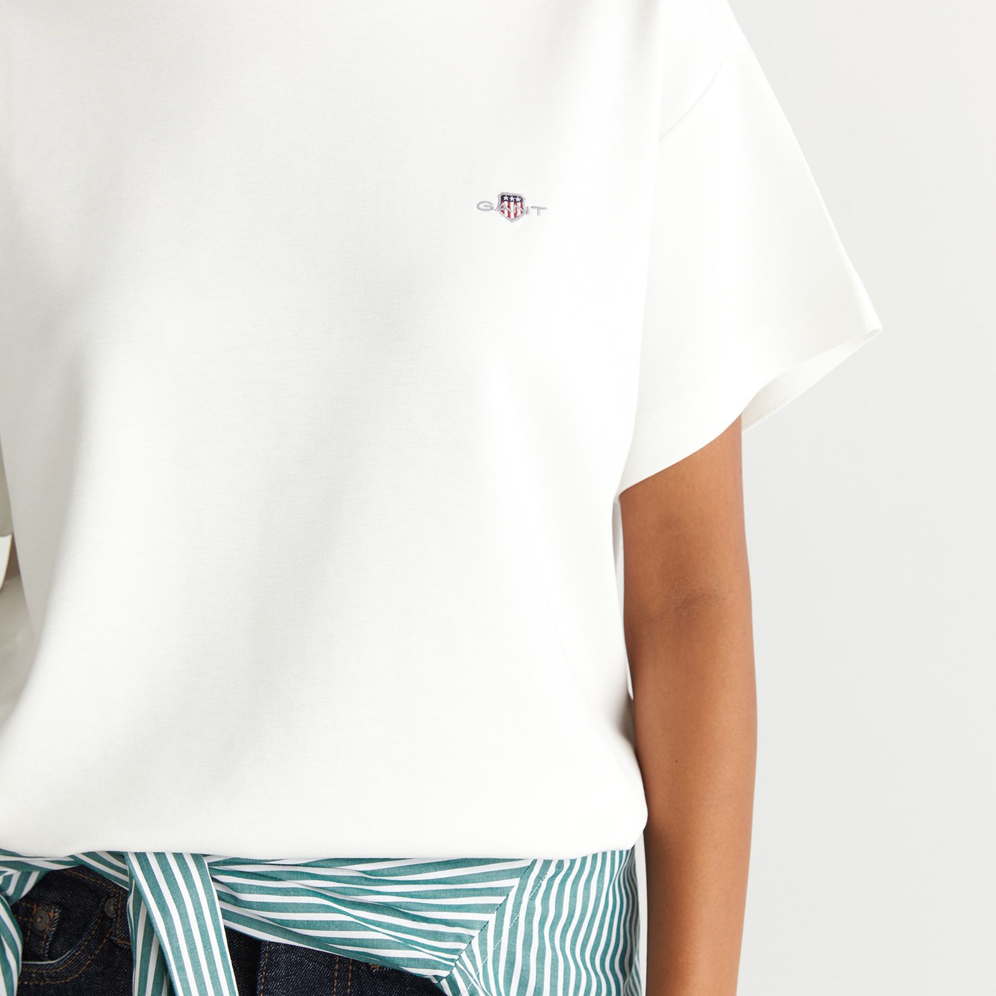 GANT Kadın Beyaz Regular Fit Bisiklet Yaka T-Shirt