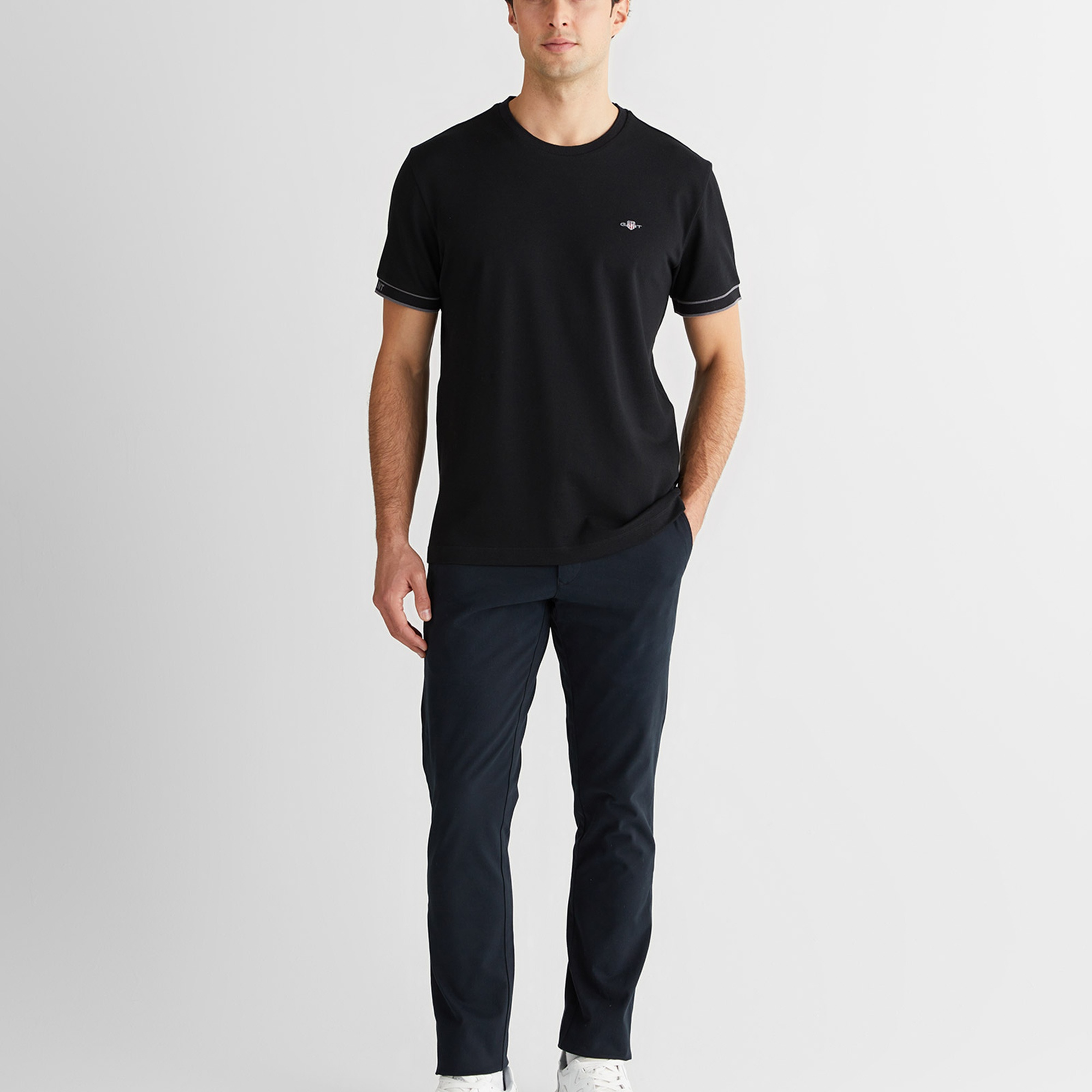 GANT Erkek Siyah Regular Fit T-Shirt