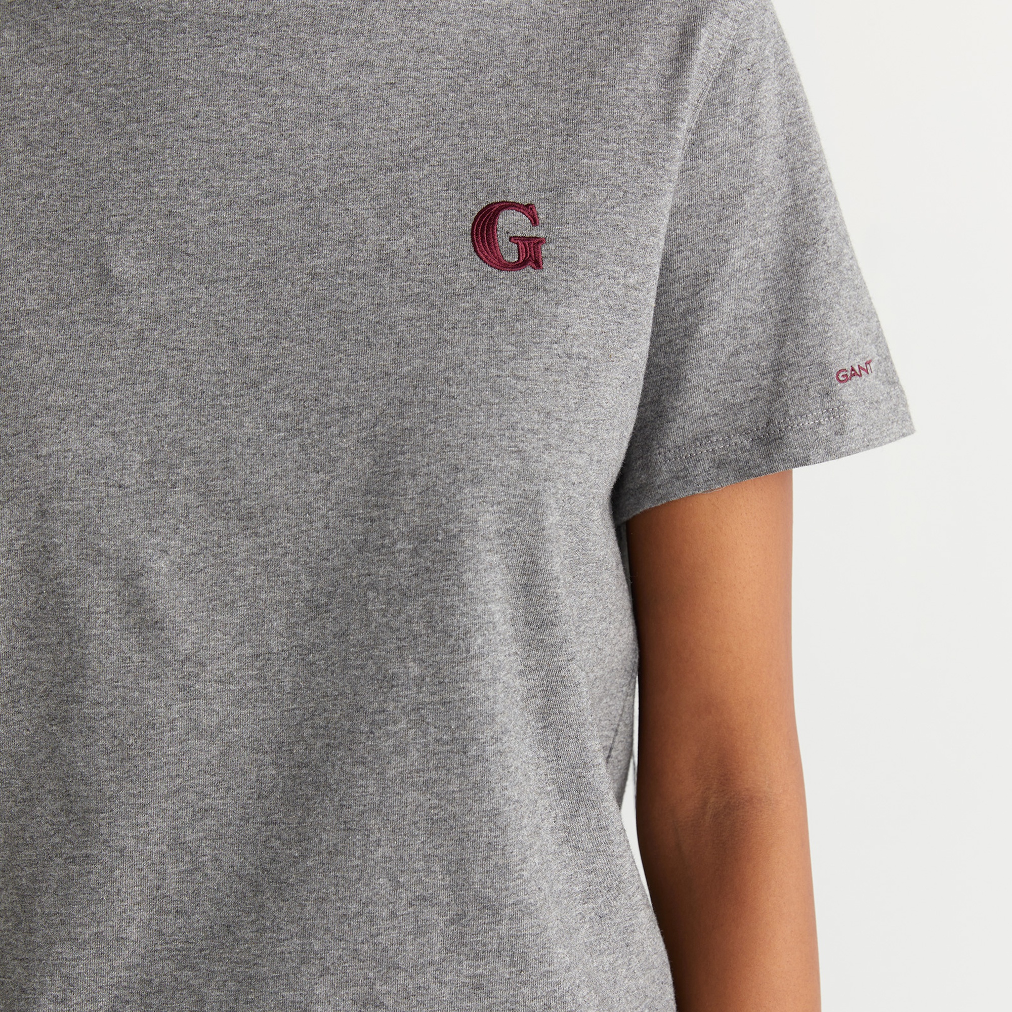 GANT Kadın Gri Regular Fit Bisiklet Yaka T-Shirt