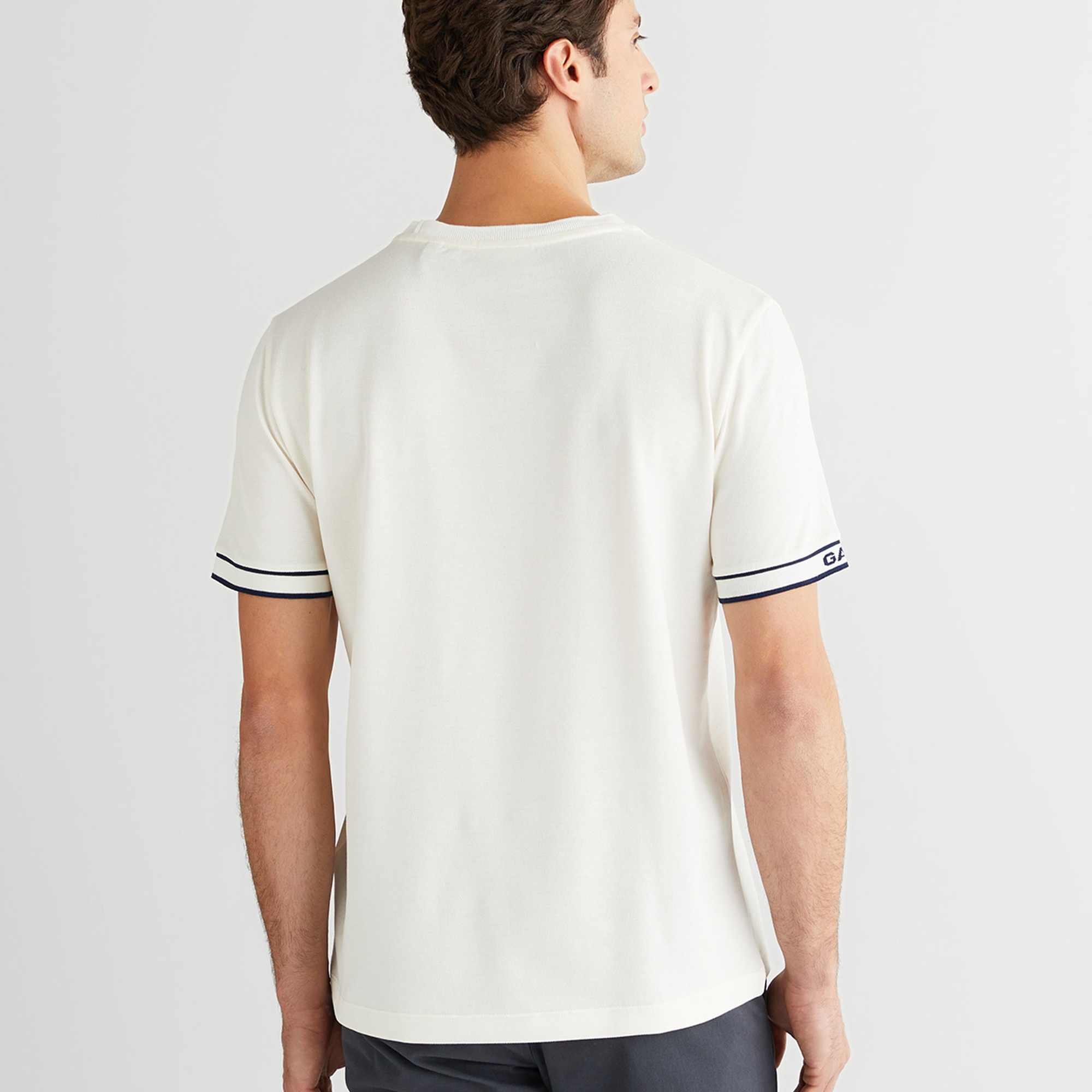GANT Erkek Beyaz Regular Fit Bisiklet Yaka T-Shirt