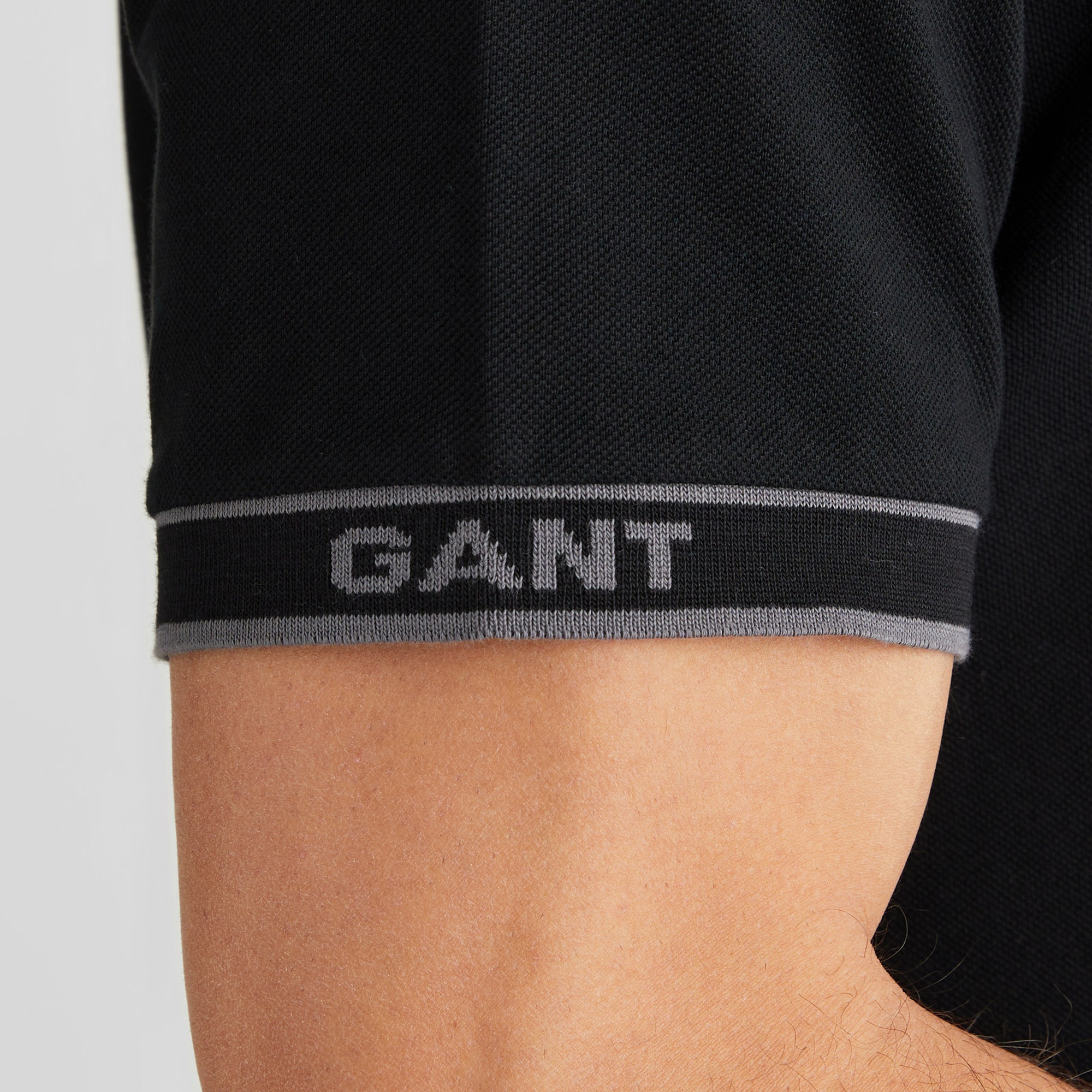 GANT Erkek Siyah Regular Fit T-Shirt