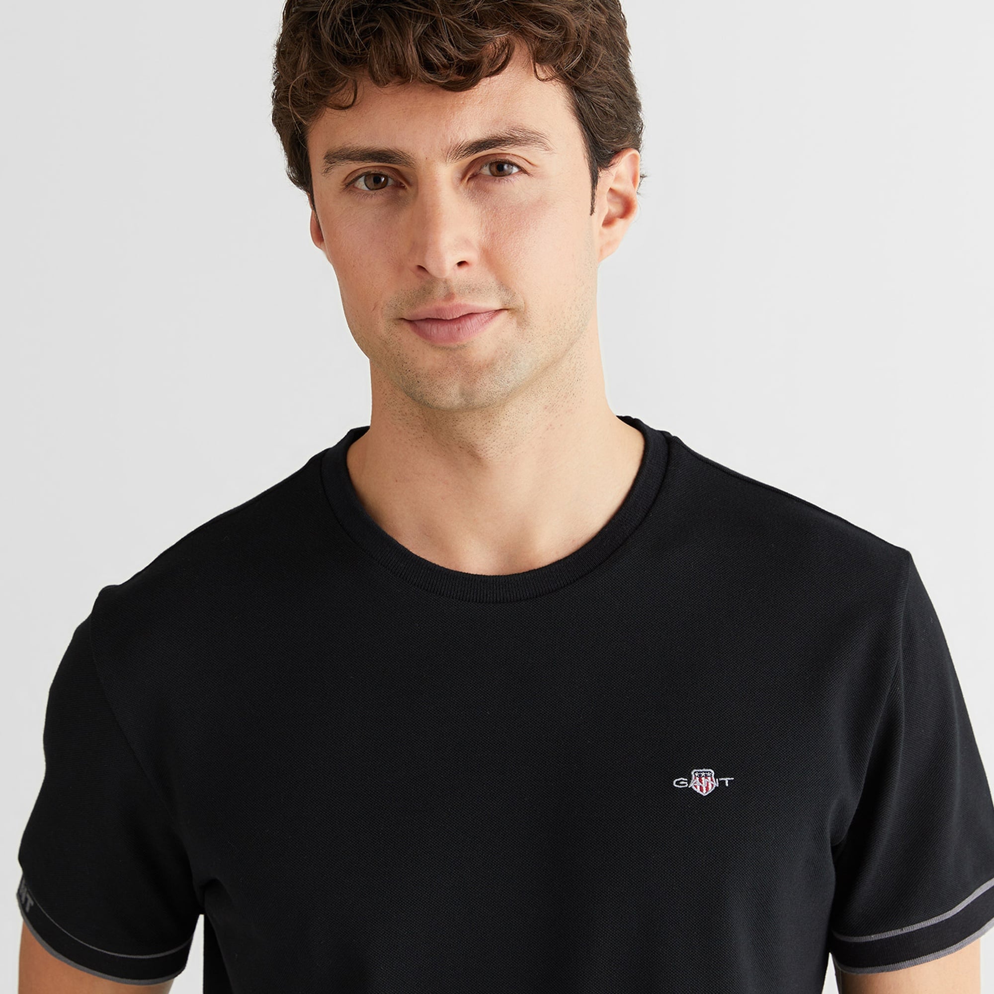 GANT Erkek Siyah Regular Fit T-Shirt