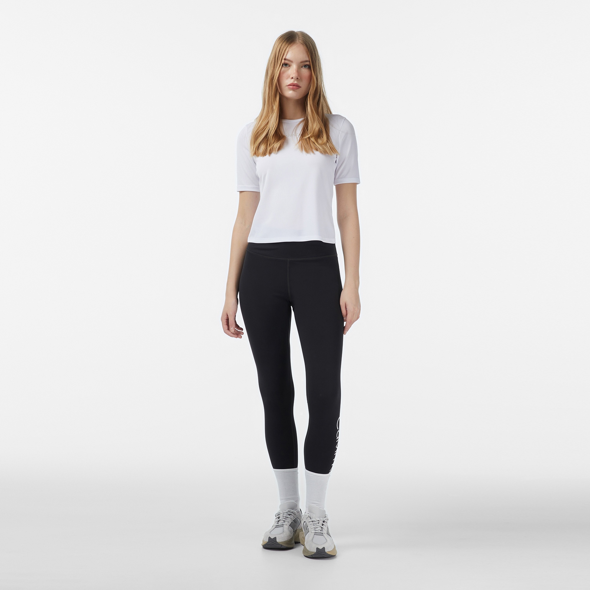 Calvin Klein Kadın Siyah T-Shirt