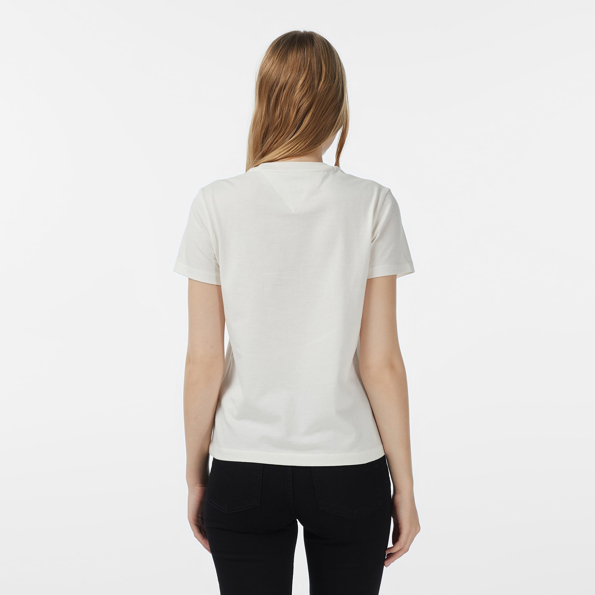 Tommy Jeans Regular Party Flag Kadın Beyaz T-Shirt