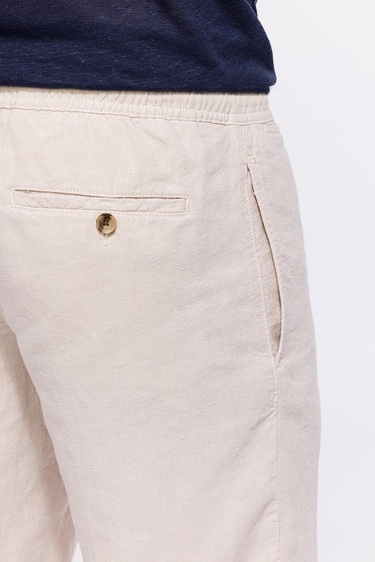  Erkek Bej Beli Lastikli Bağcıklı Keten Şort