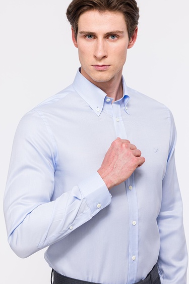  Erkek Mavi Oliver Fit Düğmeli Yaka Klasik Gömlek