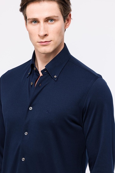  Erkek Lacivert Cooper Fit Düğmeli Yaka İnterlock Gömlek