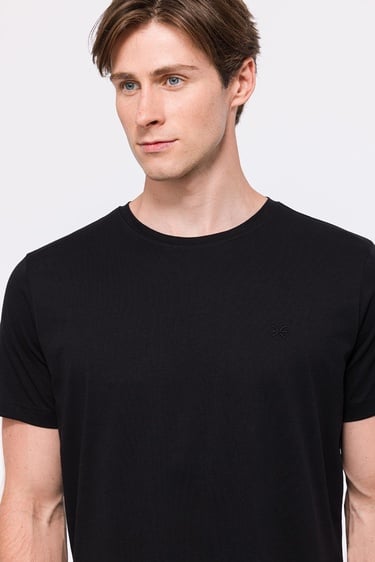  Erkek Siyah Organik Pamuklu Bisiklet Yaka T-Shirt