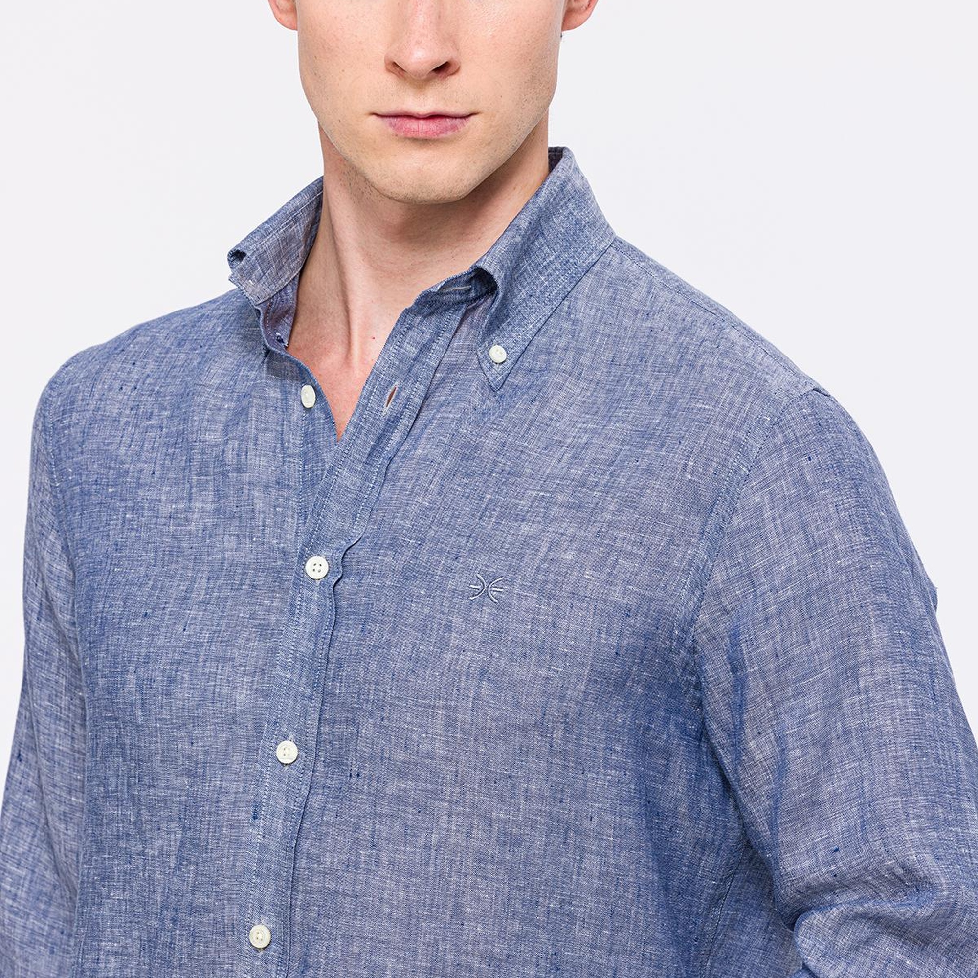 Erkek İndigo Cooper Fit Düğmeli Yaka Keten Gömlek
