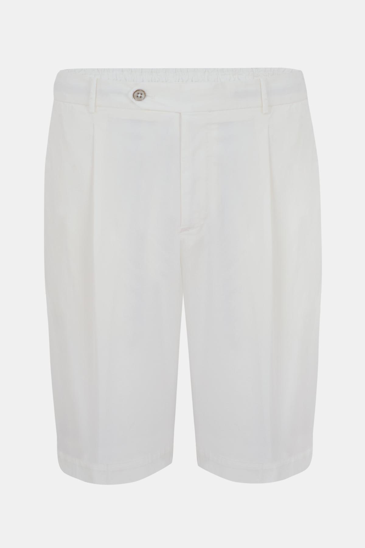  Erkek Beyaz Büzgülü Elastik Bel Bantlı Pilili Bermuda Şort