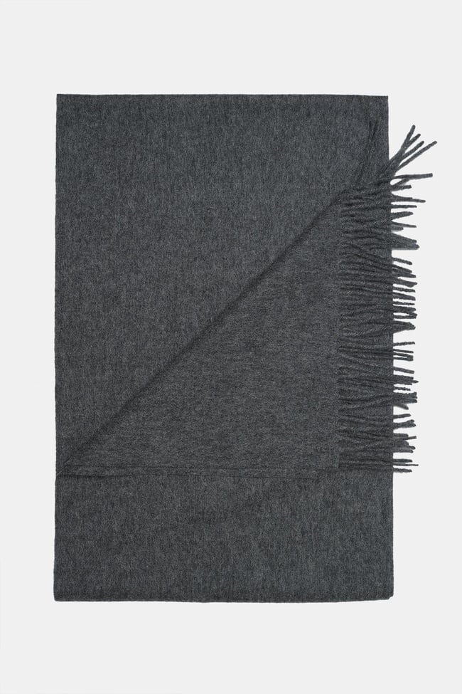  Erkek Gri Yün Kaşkol