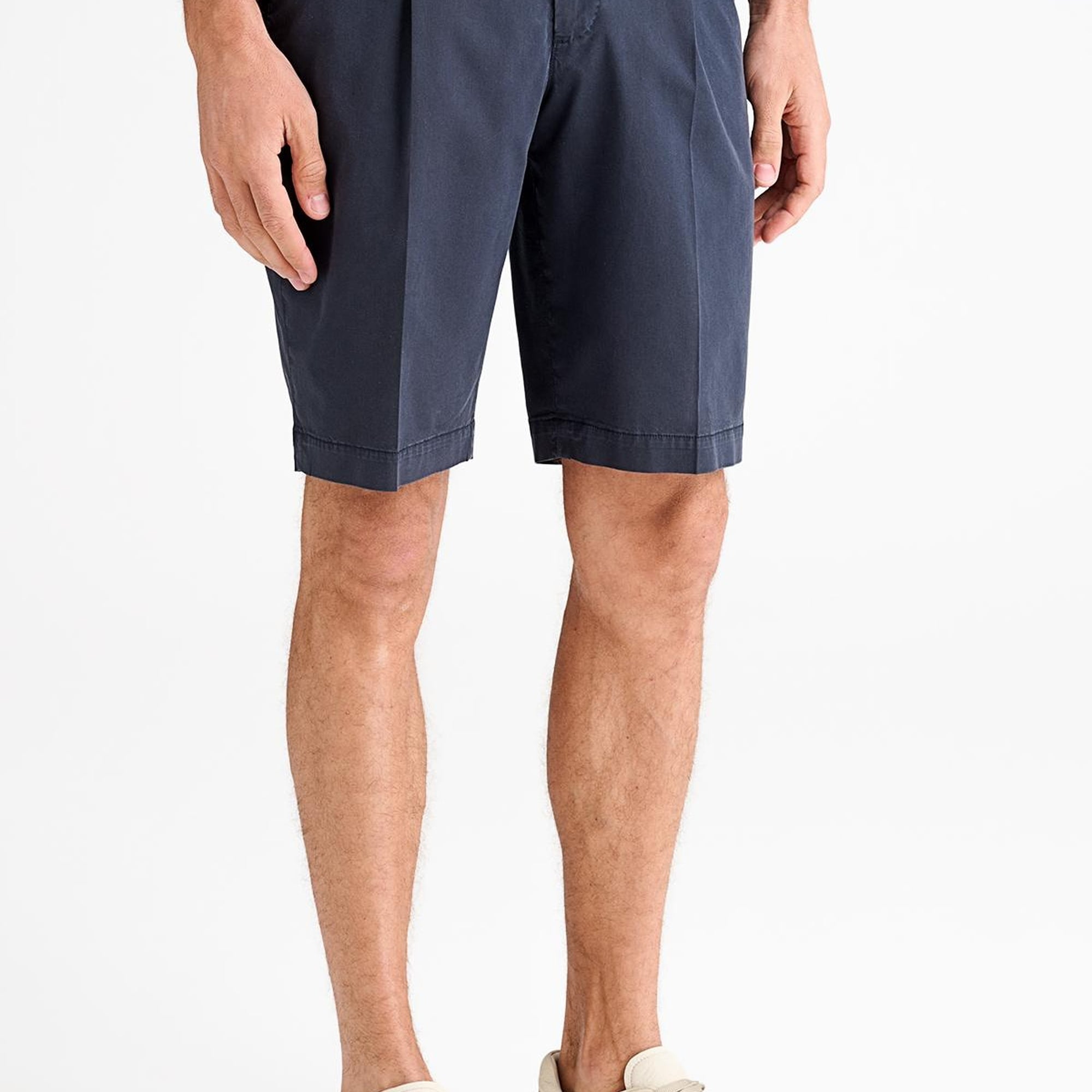 Erkek Koyu Lacivert Büzgülü Elastik Bel Bantlı Pilili Bermuda Şort