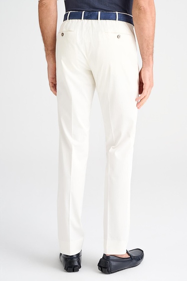  Erkek Beyaz Slim Fit Elastik Bel Bantlı Büzgü İpli Pantolon
