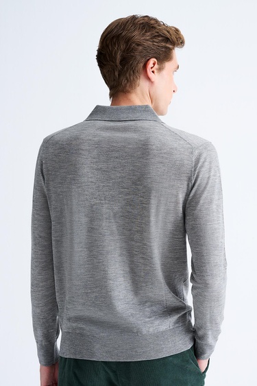  Erkek Gri Polo Yaka Yün Kazak