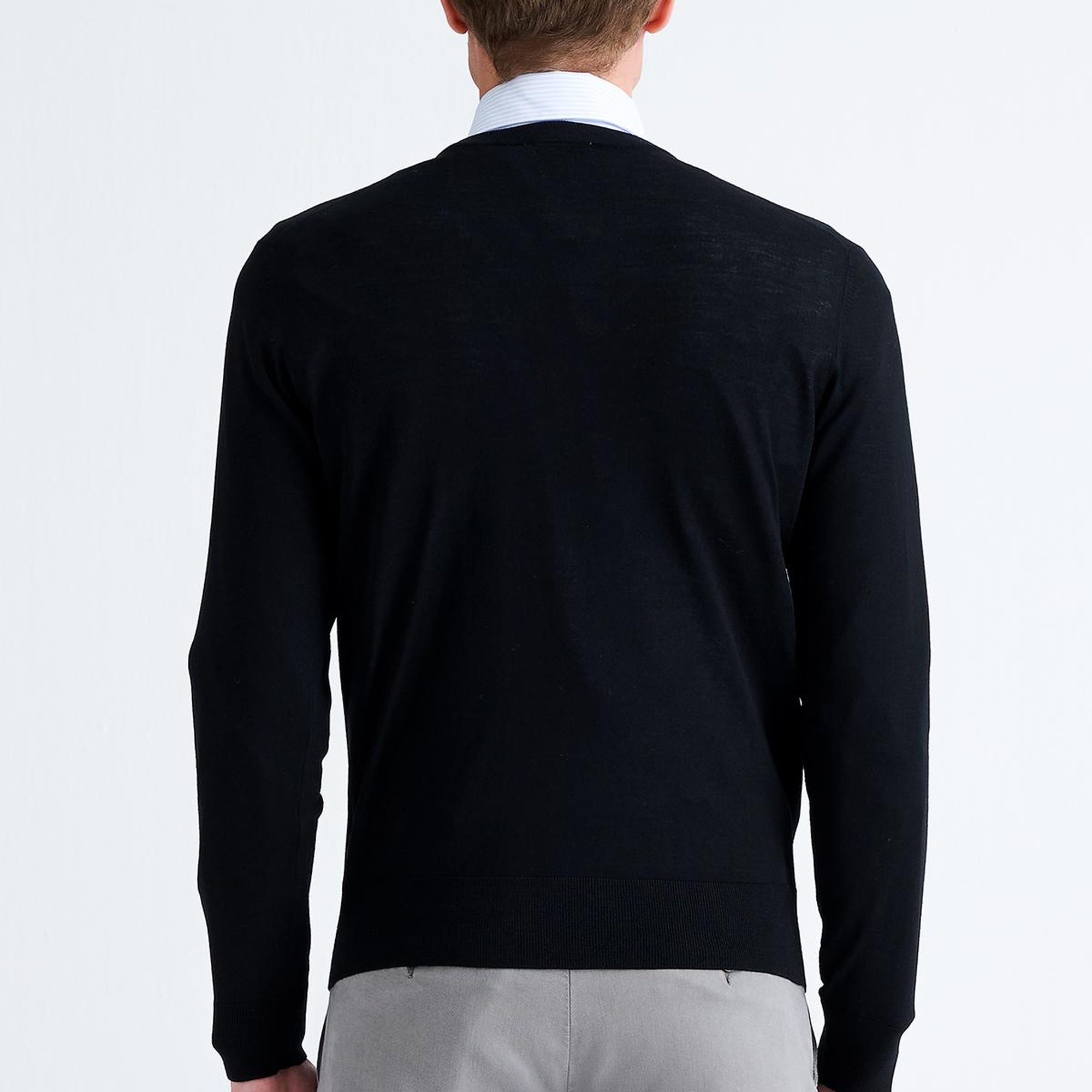 Erkek Siyah V Yaka Yün Kazak