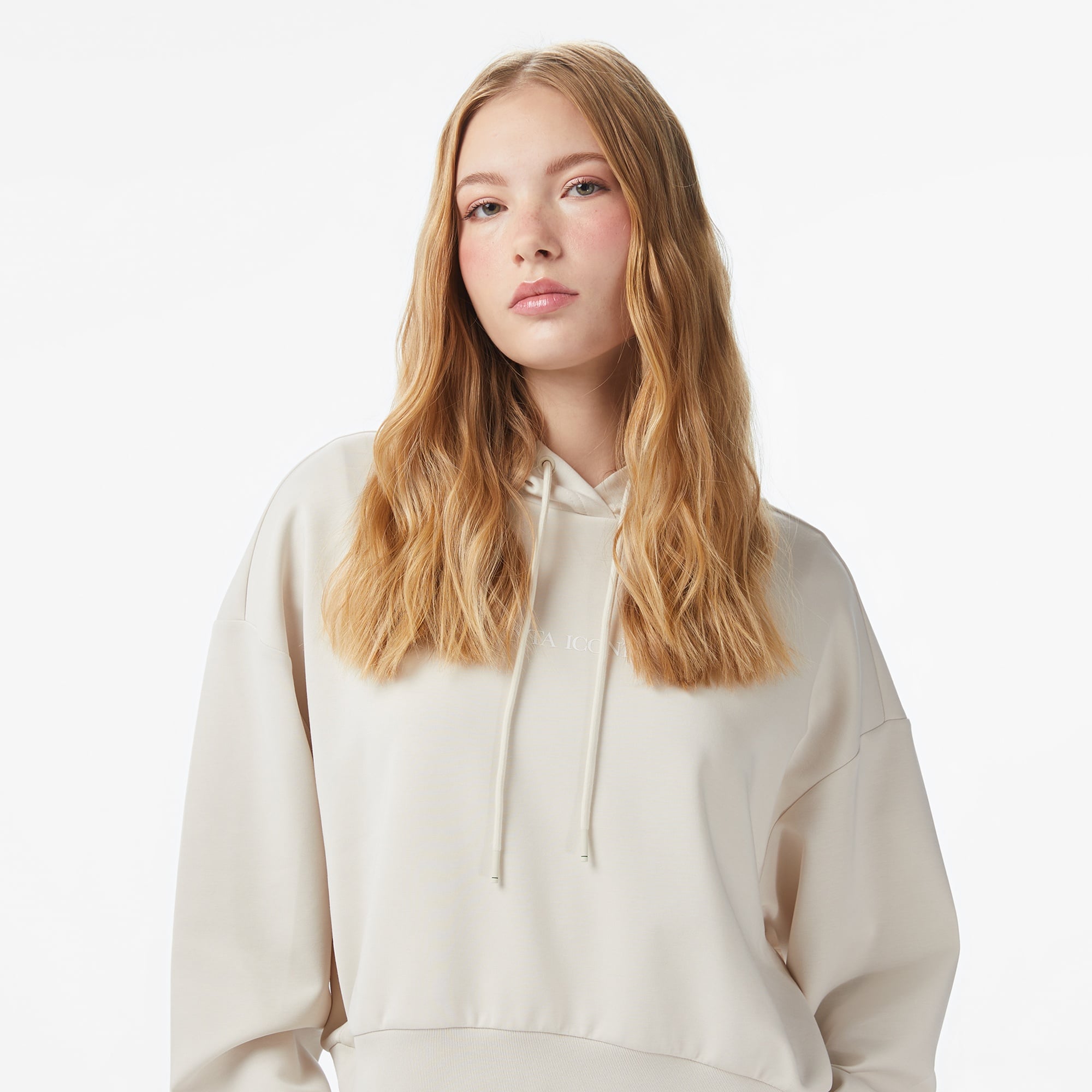 Anta Iconic Kadın Beyaz Sweatshirt