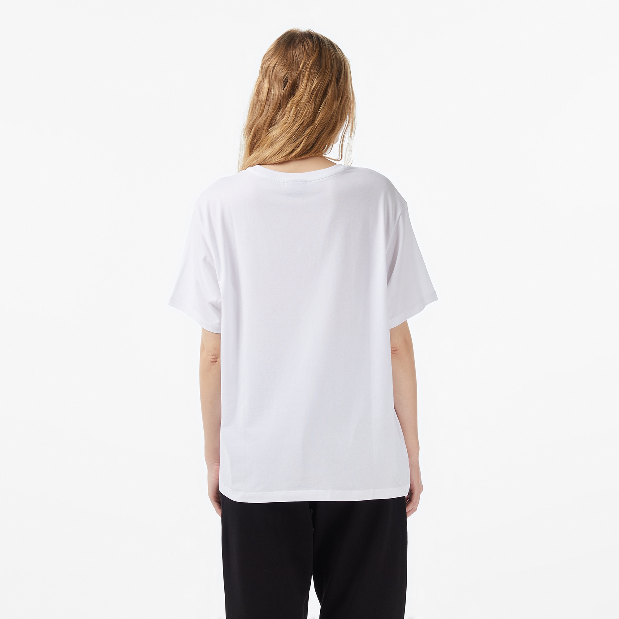 Emporio Armani Train Core Kadın Beyaz T-Shirt