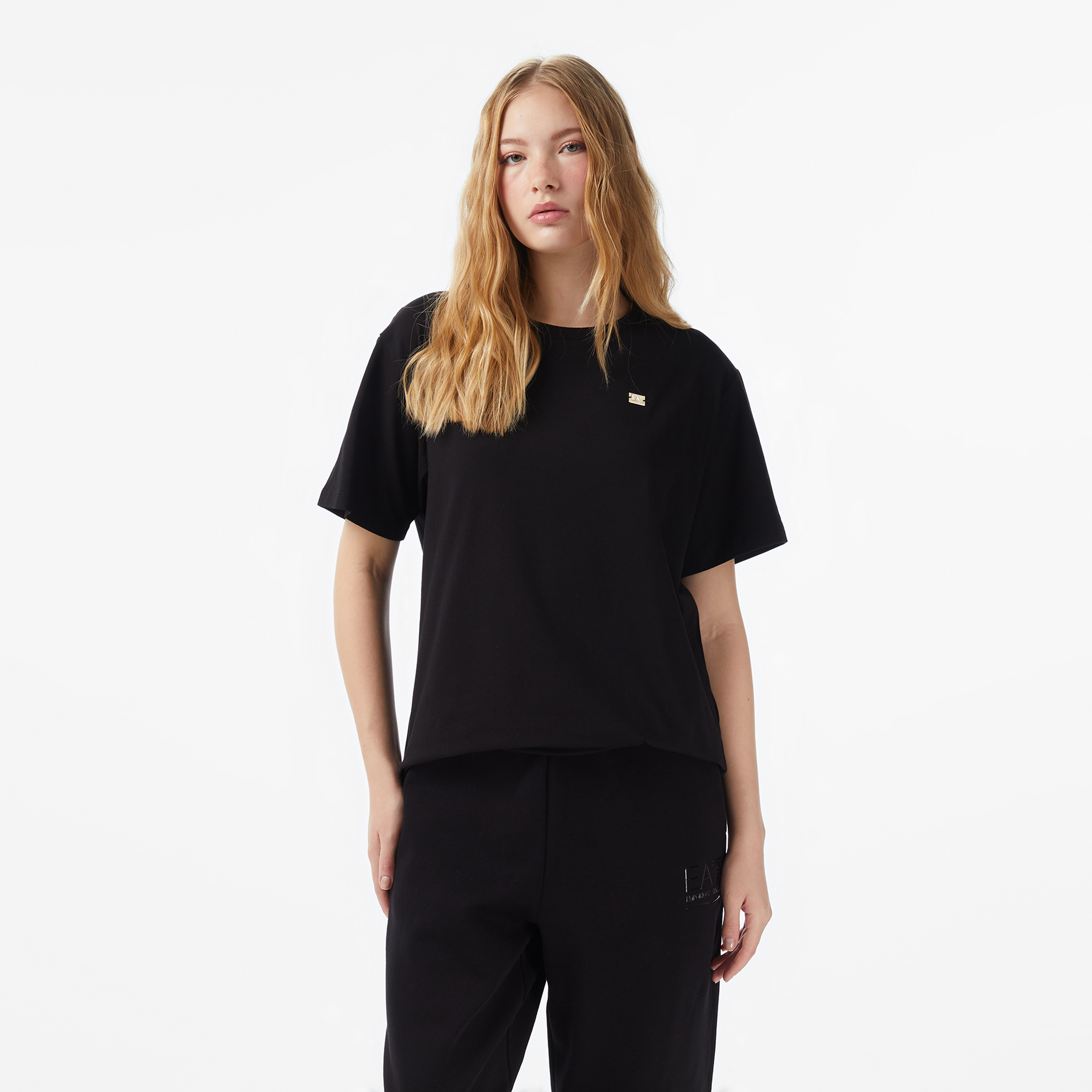  Emporio Armani Train Core Kadın Siyah T-Shirt