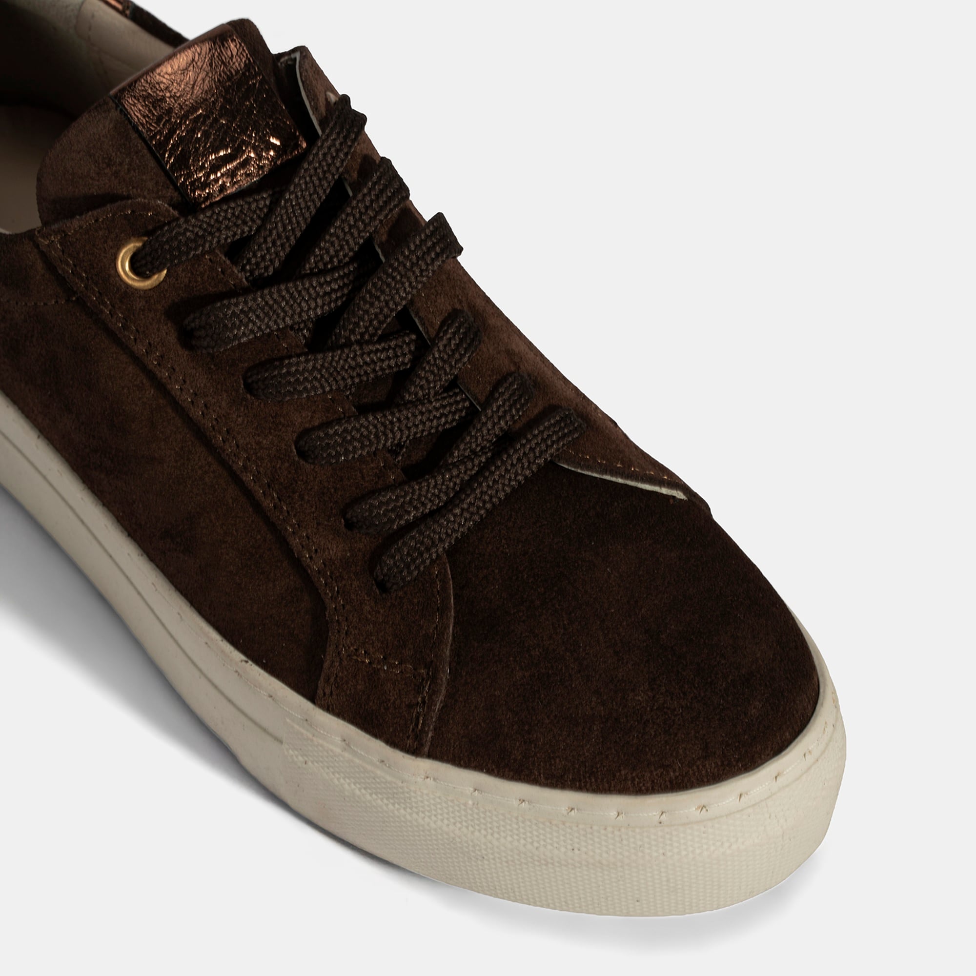 Kadın Kahve Bağcıklı Kalın Tabanlı Süet Deri Sneaker