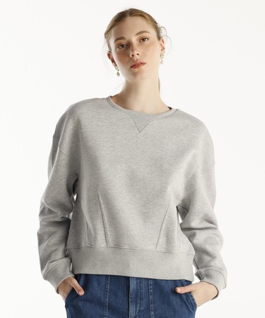  YARGICI Pens Detaylı Uzun Kollu Bisiklet Yaka Sweatshirt