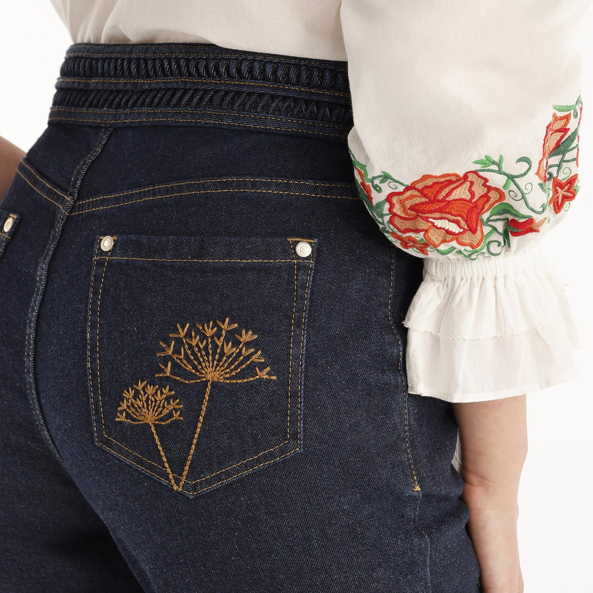 YARGICI Nakış Detaylı Yüksek Bel Denim Pantolon