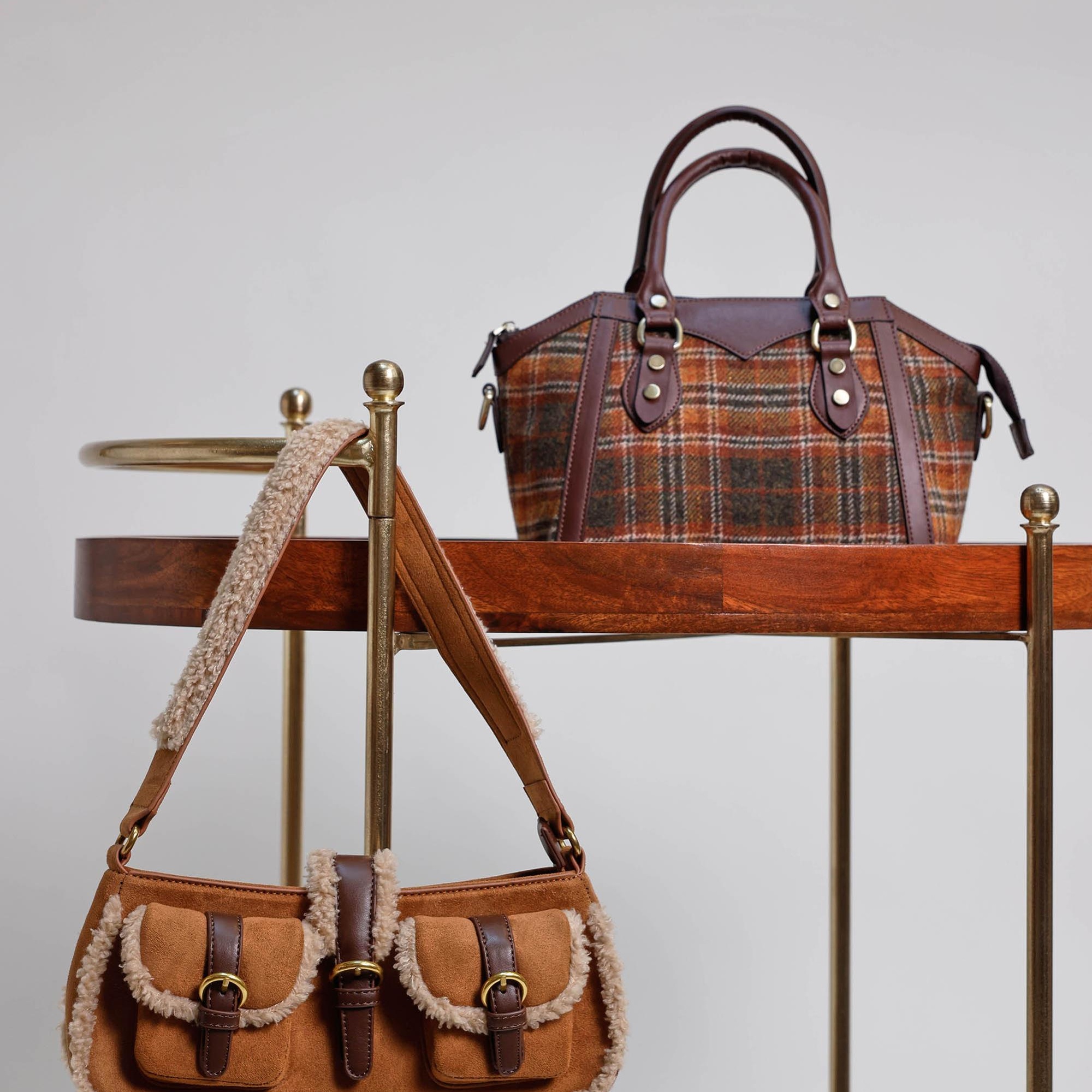 YARGICI Ekose Desenli El Çantası