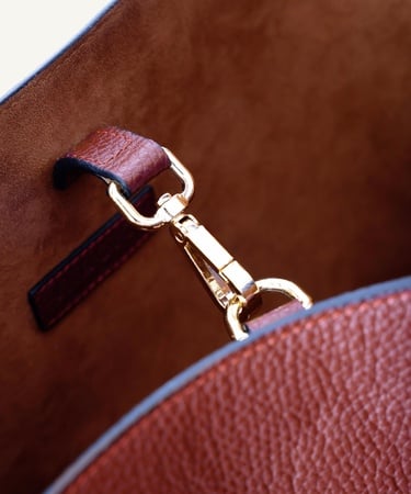  YARGICI Alcantara Astarlı Deri Omuz Çantası