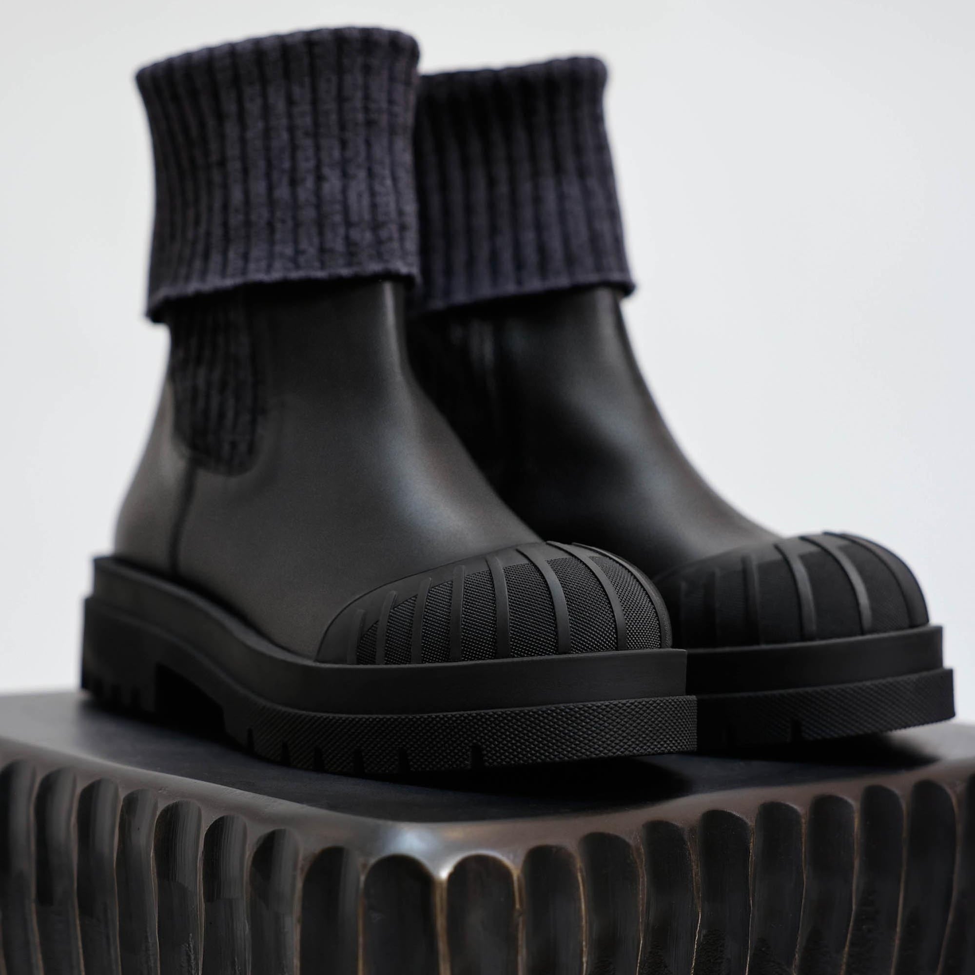 YARGICI Bileği Triko Detaylı Deri Bot