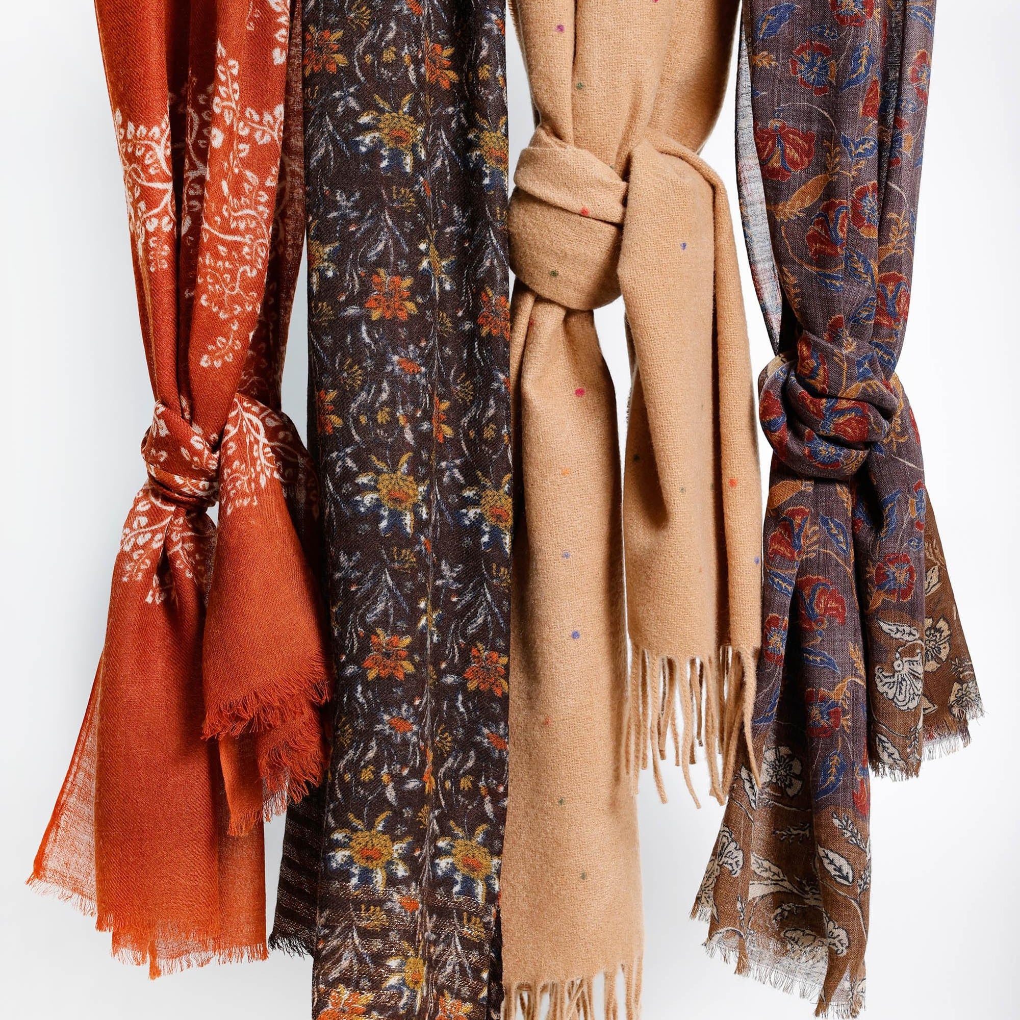 YARGICI Karışık Desenli Şal