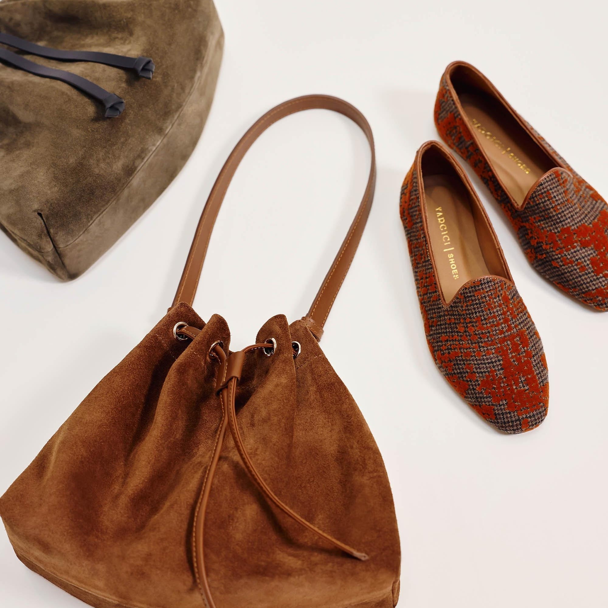 YARGICI Süet Deri Hobo Omuz Çantası