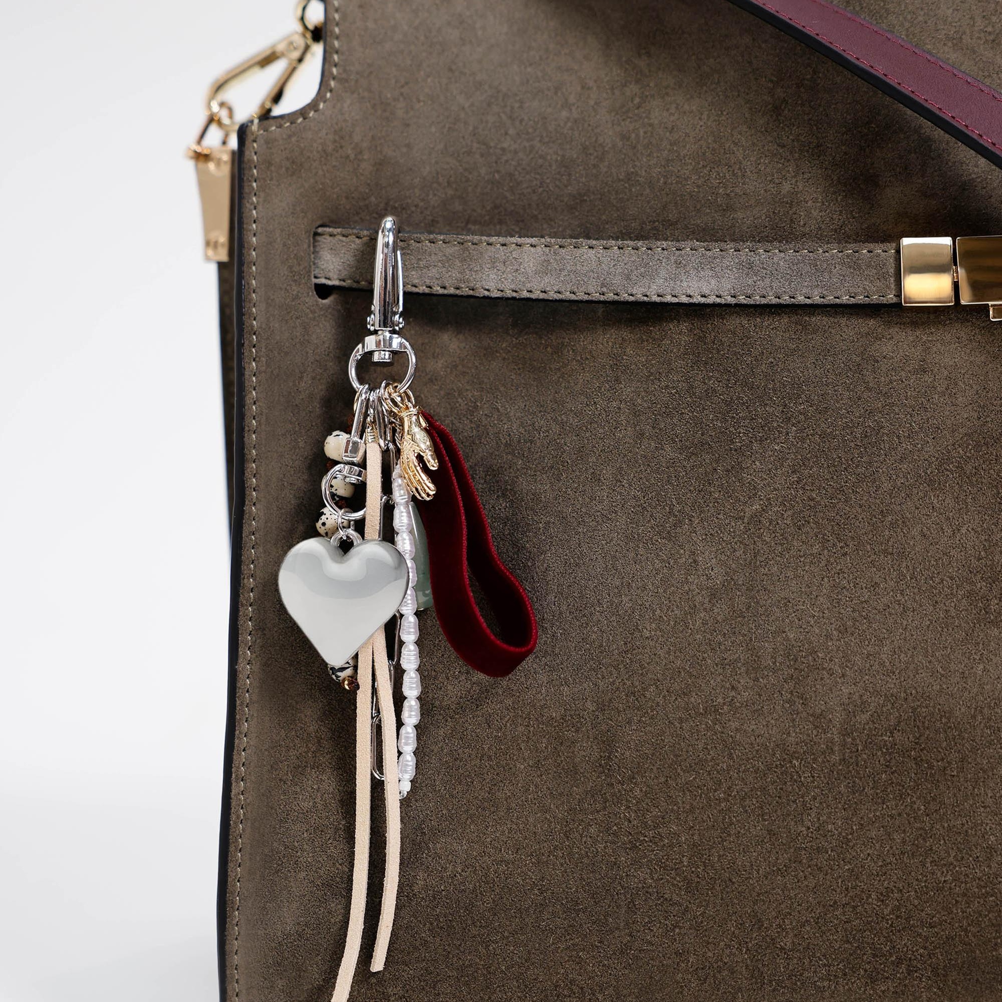 YARGICI Kemer Detaylı Süet Deri Omuz Çantası