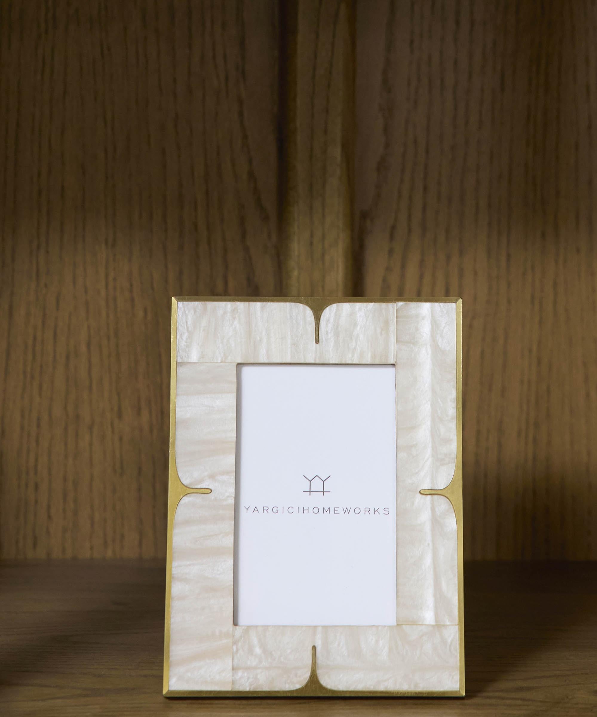 YARGICI Çerçeve(17x22 cm)