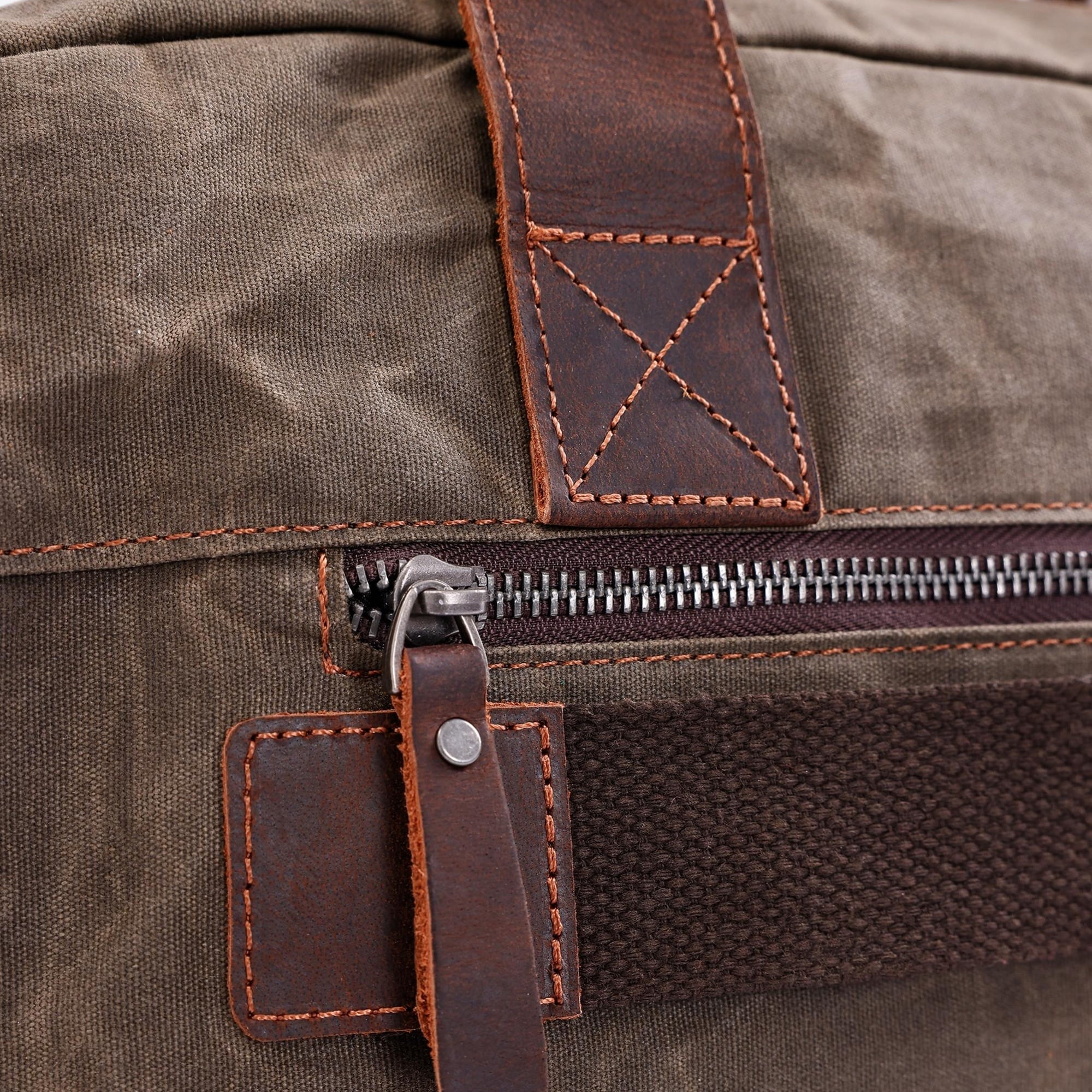 YARGICI Cep Bölmeli Deri Garnili Laptop Çantası