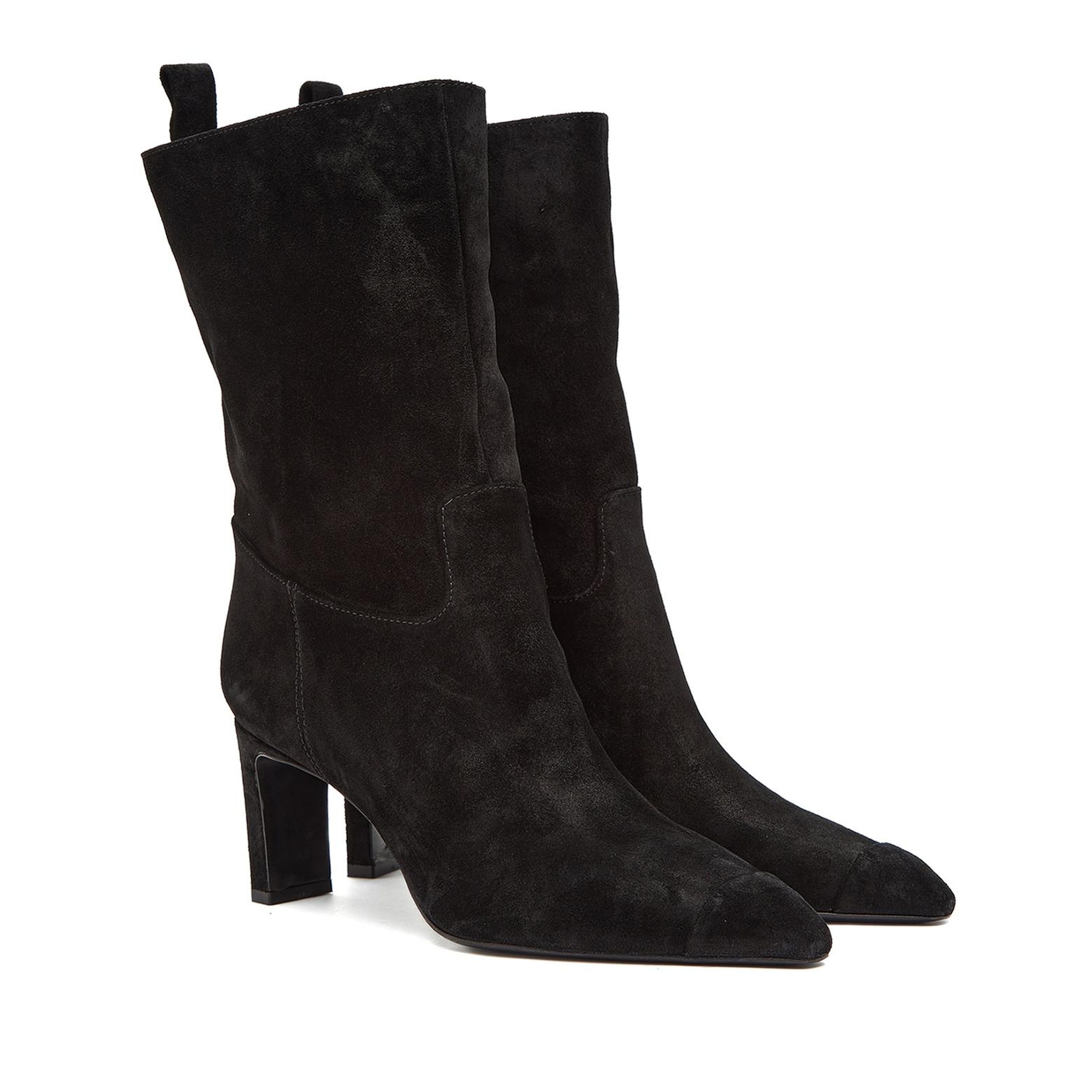 George Hogg Kadın Bot