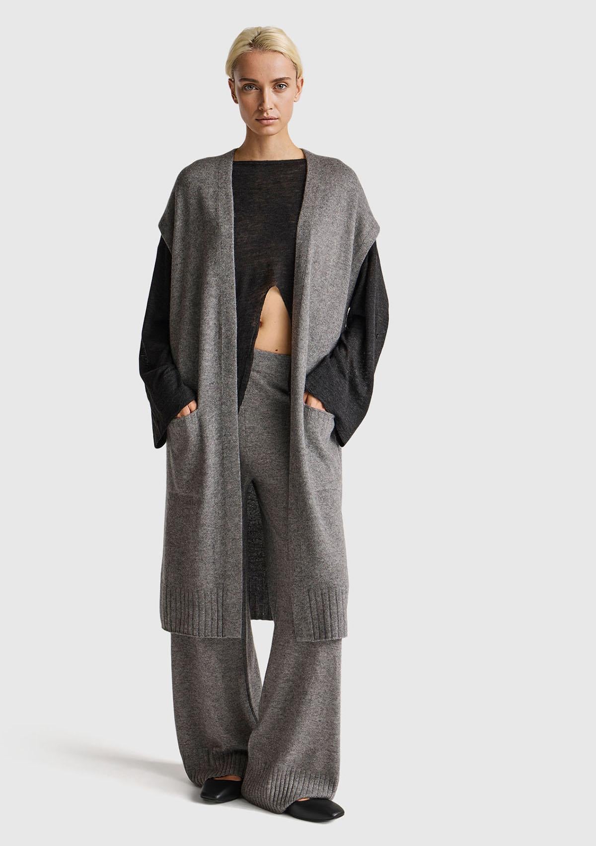  Kadın Antrasit Melanj Yün ve Kaşmir Karışımlı Ribana Detaylı Kısa Kollu Uzun Hırka