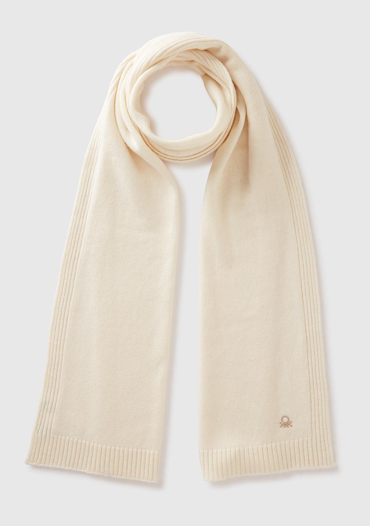  Kadın Krem Yün ve Kaşmir Karışımlı Logo Detaylı Ribanalı Atkı