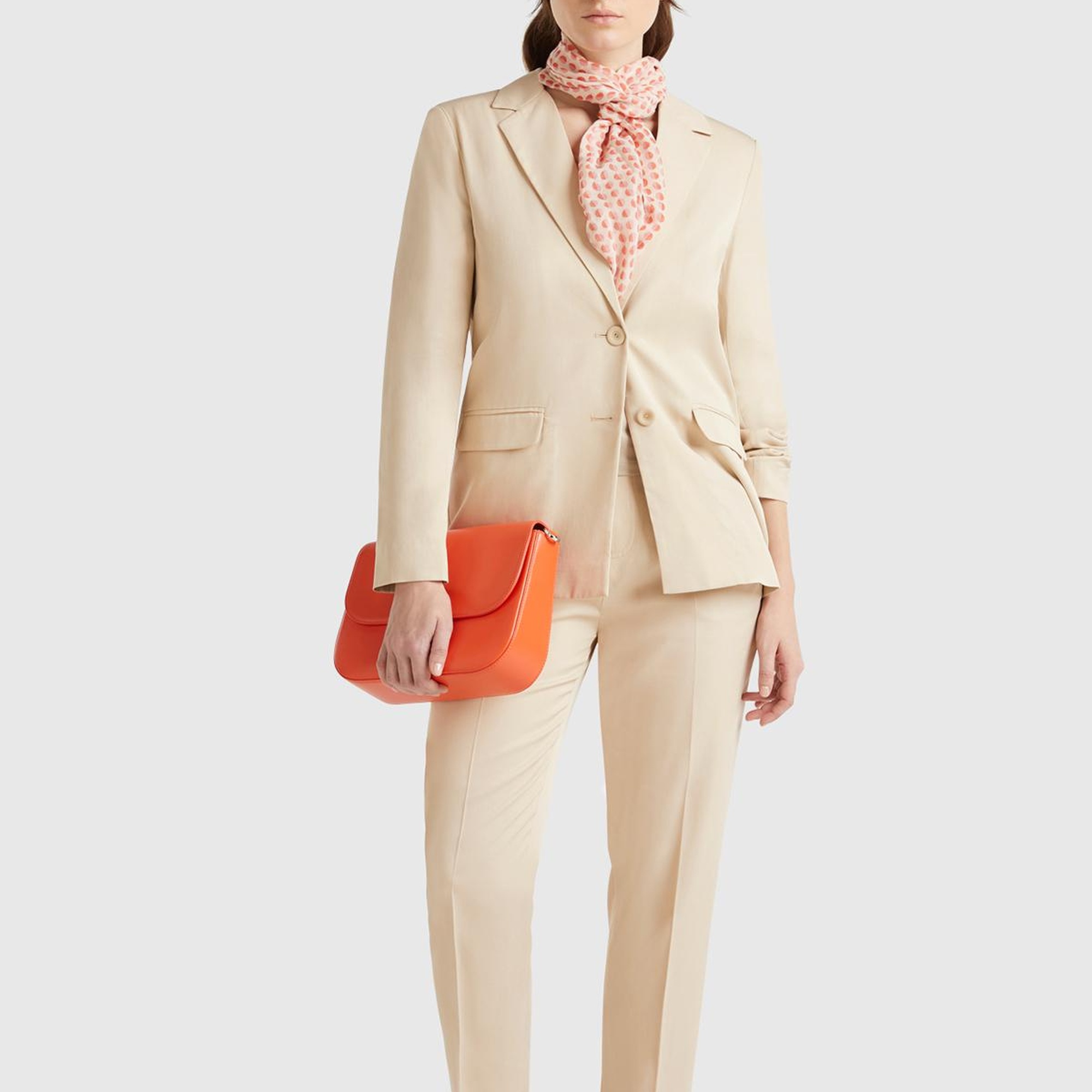 Kadın Bej %100 Liyosel Paçası Kıvrımlı Beli Lastikli Pantolon