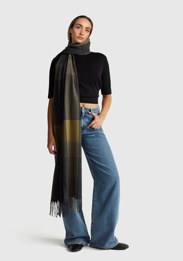  Kadın Sİyah %100 Yün Bisiklet Yaka Kısa Kollu Kazak